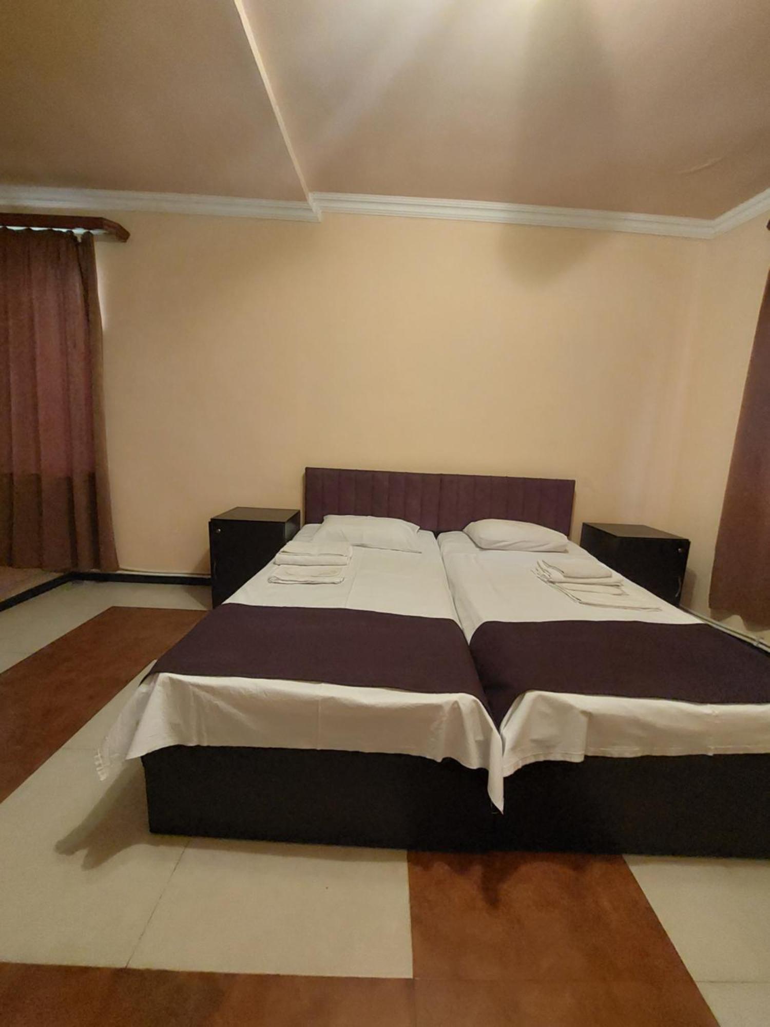 Rp Hotel- Hostel Yerevan Luaran gambar